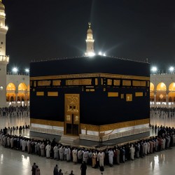 The Kaaba Muslims - pilgrims
