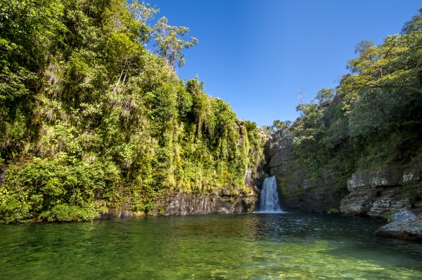 Emerald waters by Augusto Miranda