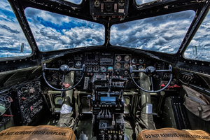 B-17 Cockpit 693