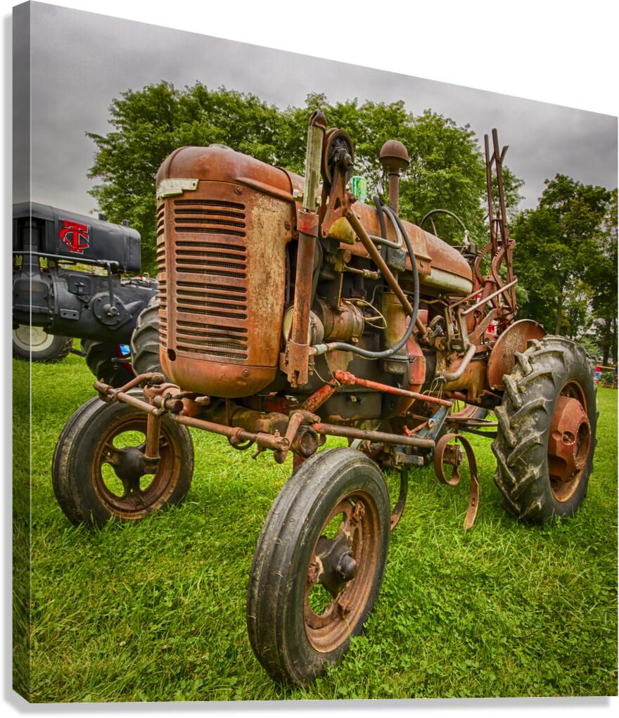 Farmall 4981 Canvas Print