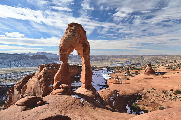 Delicate Arch Looking West by Tom Fritz