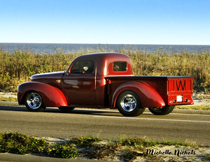 Red Cruisin  Truck