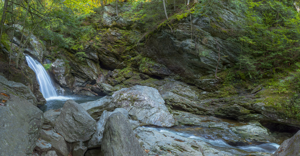 Bingham Falls by John Freeman