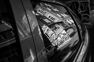 Monochrome Auto Art