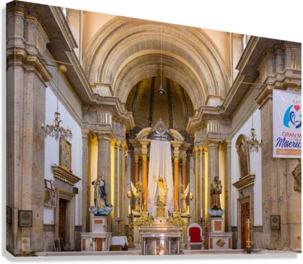 Interior view of the Iglesia del Sagrado Corazon church by Kit Leong ...