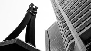  The Clothespin