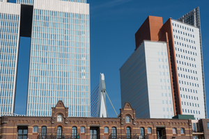 Classical and modern architecture in Rotterdam