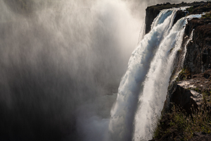 victoria falls water stream dusk