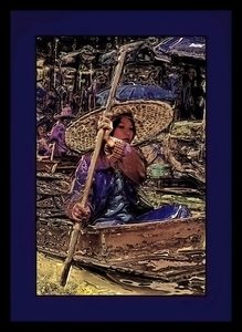 WOMAN VENDOR AT A FLOATING MARKET IN THAILAND 01