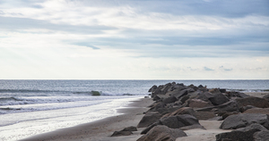2022 Oct 02 RockJetty01