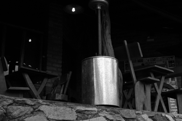 Coal heater by Pedro Mendes