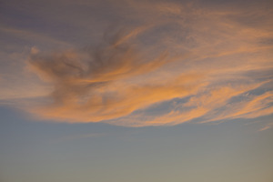 FS250730 DANCING CLOUDS