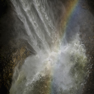 FS170504SS WATERFALLS WITH RAINBOW
