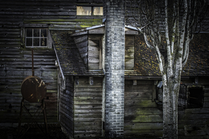 OLD HOUSE