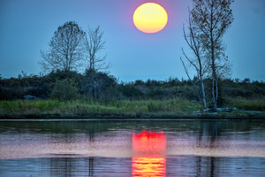 SUN REFLECT OFF FRASER RIVER
