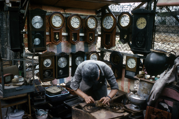 CLOCKS REPAIR Print