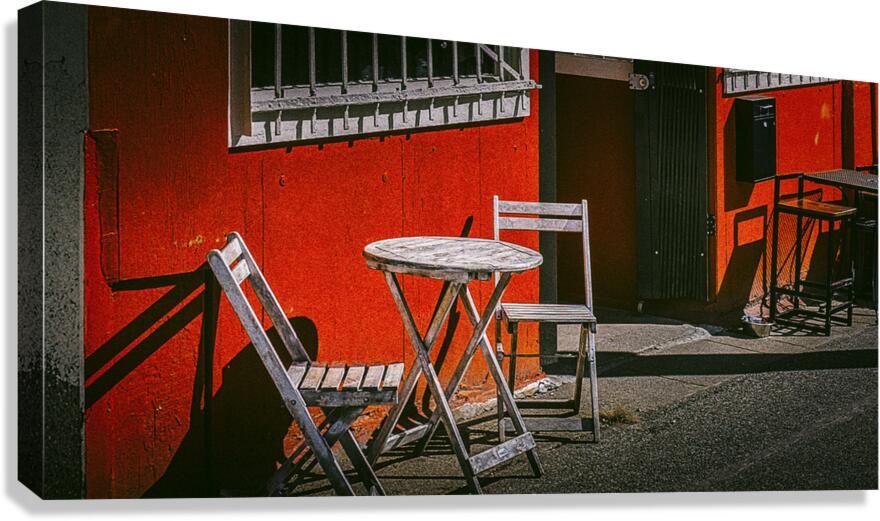 FS220331 EMPTY TABLES Canvas Print
