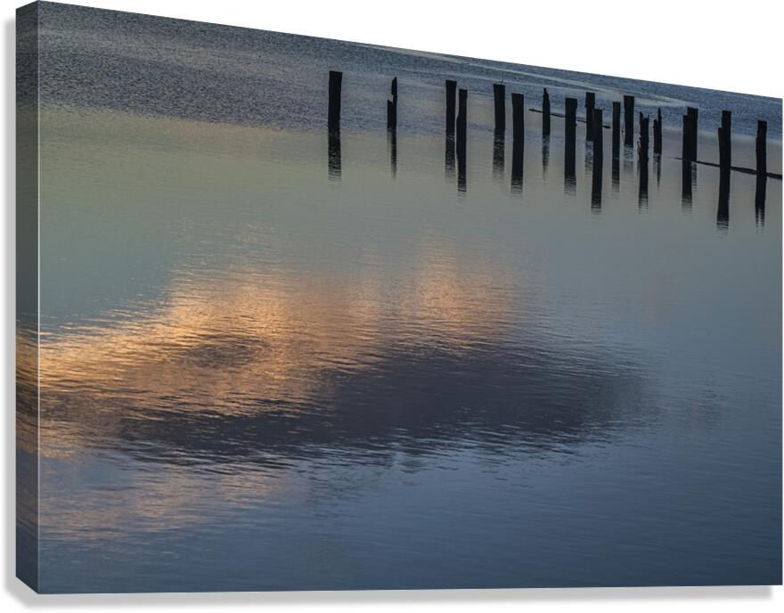 FS241226 CLOUD REFLECTIONS Canvas Print