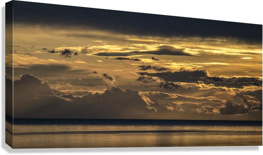 FS250816 CLOUDSCAPE Canvas Print