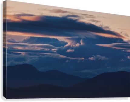 FS100427 Canvas Print