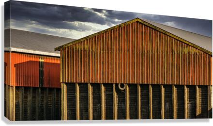 RED BARN 紅穀倉 Canvas Print