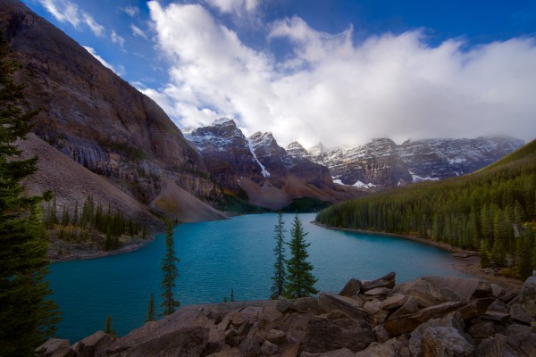 Moraine Lake  by Daydreaming by Nazmul 