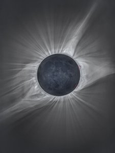 5589 Total Solar Eclipse