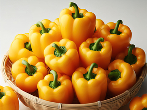 Red green yellow peppers food 7