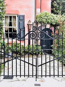 Charleston 37