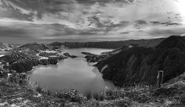 Azores Lagoa Azul by Sid Webb