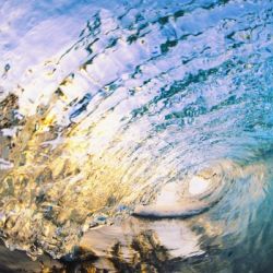 Amazing Glassy Wave