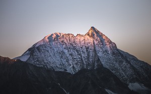 Awakening of the mountain