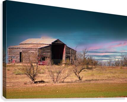 Old Barn Canvas Print