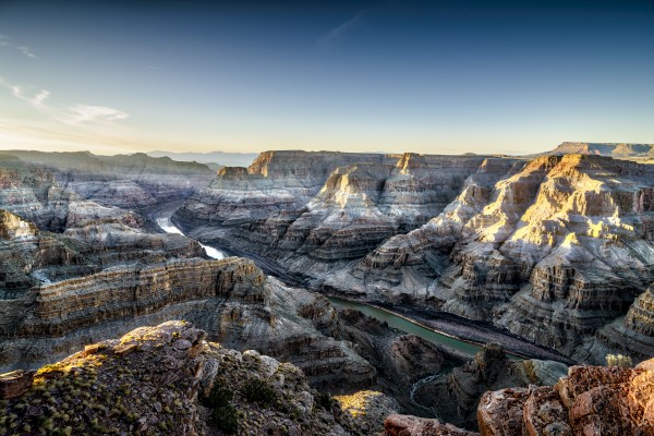Grand Canyon by Luis Bonetti