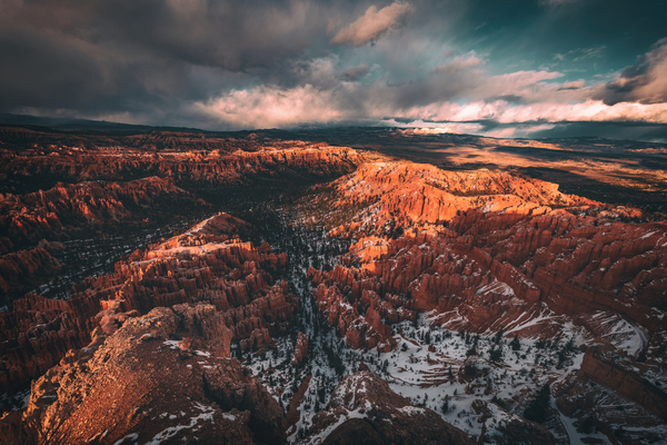 Bryce Canyon National Park. Utah  by Luis Bonetti