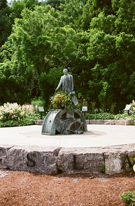 Nikola Tesla Niagara Falls Canada