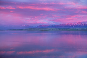 THE HOUR BETWEEN SUNSET AND SUNRISE 0050 TO 0