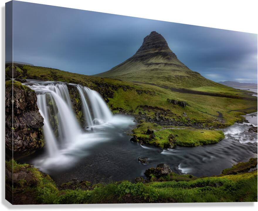 KIRKJUFELL Canvas Print