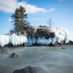 Hollow Rock - Winter time