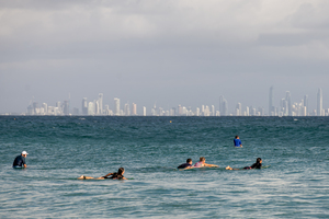 Chasing Waves