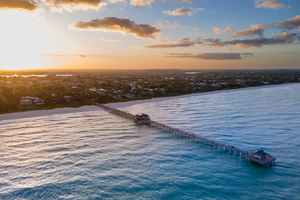 Naples Pier view south
