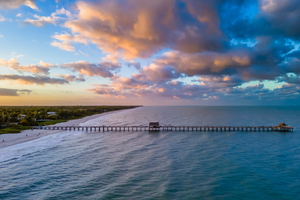 Naples Pier wide view