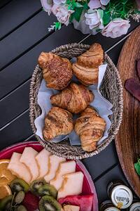 EF12E8E9 D643 4561 B28E BB39B8616E3A