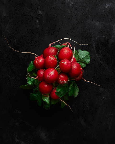 A bunch of radishes