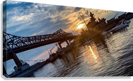 Snapchat 115863105  1  Canvas Print