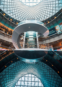 Reflection Building NYC 1