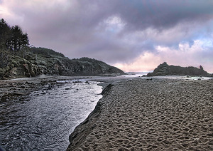 INEFFABLE TRANSITION_Holt_REZN888
