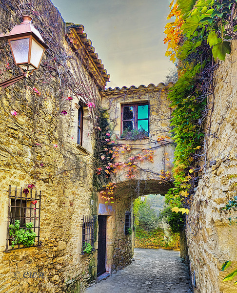 Peratallada _Holt RezN888 by Charles Holt  RezN888