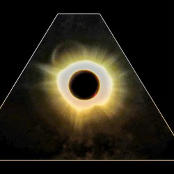 TOTALITY _Holt_RezN888