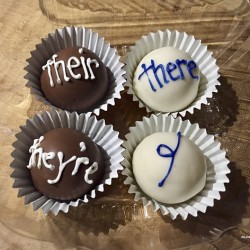 GRAMMAR CUPCAKES